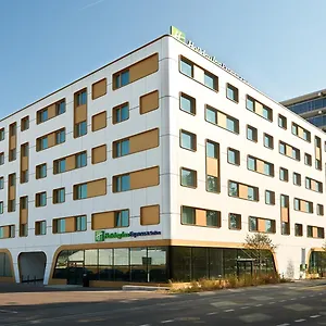 vizitați hotelul